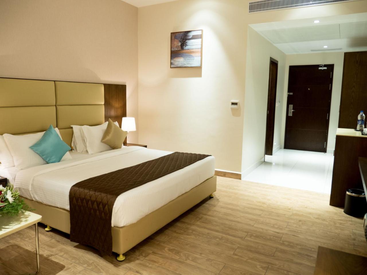 Grand Ashok Hotel Thanjavur Exterior foto